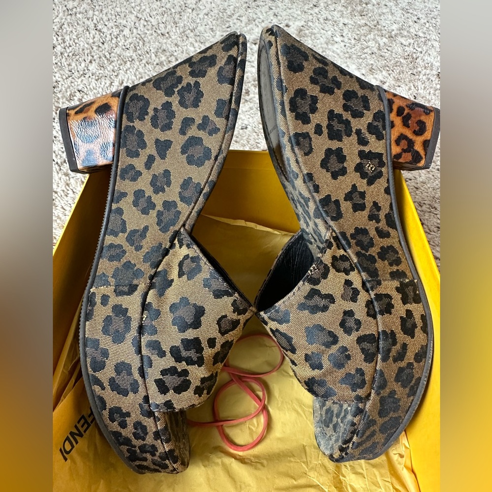 Fendi Zeppa 100MM Jacq-Macuilato +Vern Tabacco Size 9B - Picture 2 of 5